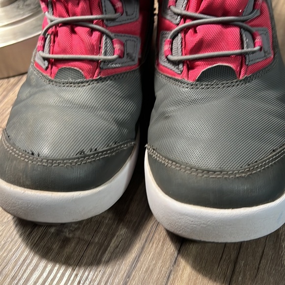 Merrell Kids Winter Boots | Size 3 - Picture 8 of 8